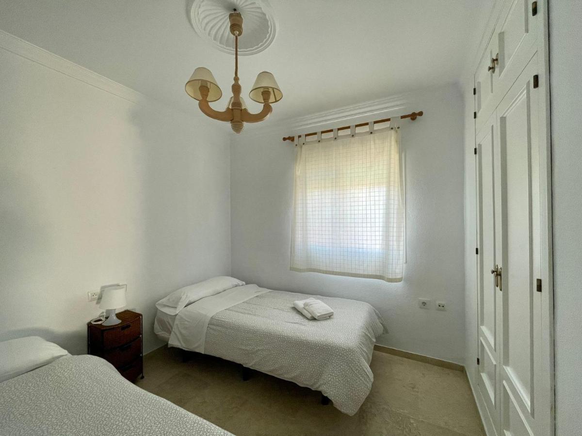 Chalet Eden Azul Chiclana de la Frontera Esterno foto